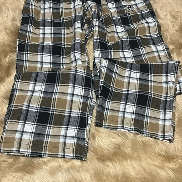 NHL Plaid Pittsburgh Penguins Pajama Pants - NWOTs - Picture 7 of 12